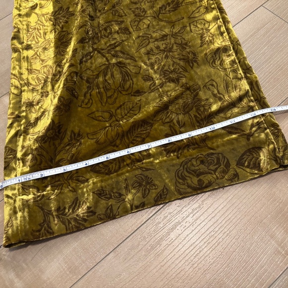 Anthropologie Gold Velvet Wide-Leg Floral Pants - Picture 10 of 10